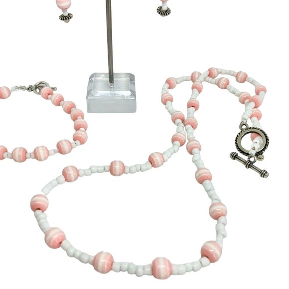 Handcrafted 3pc Jewelry Set Light Pink Beads Necklace Earrings Bracelet NEW - Picture 5 of 7